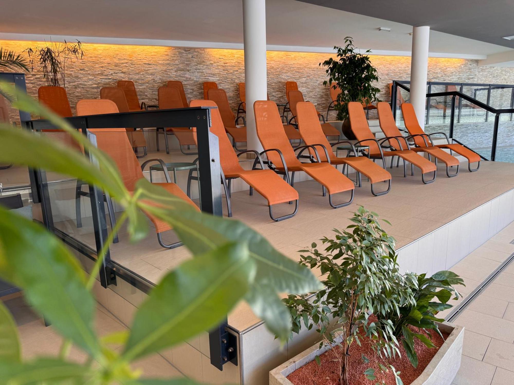 Hotel Spirodom Адмонт Экстерьер фото