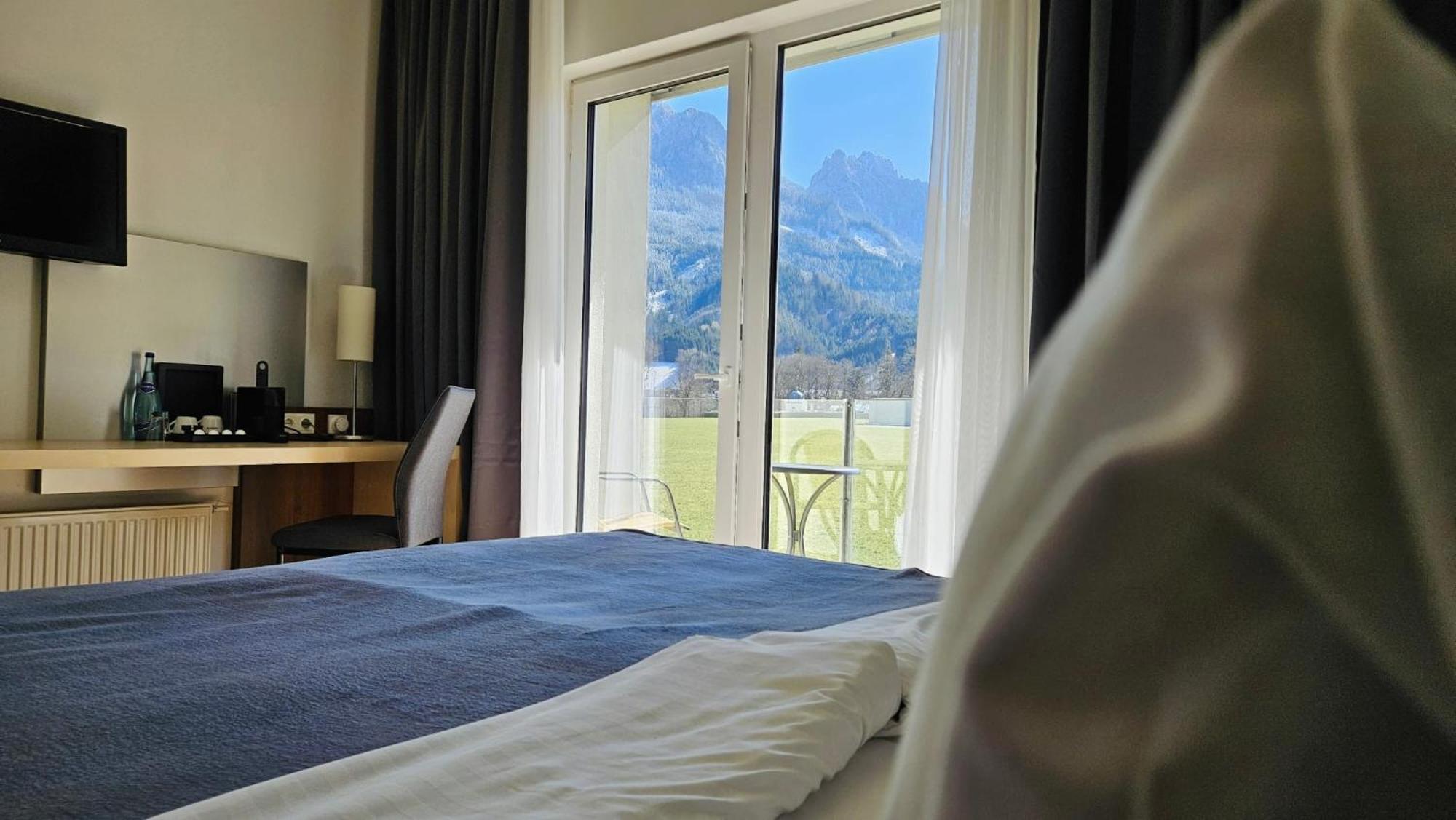 Hotel Spirodom Адмонт Экстерьер фото