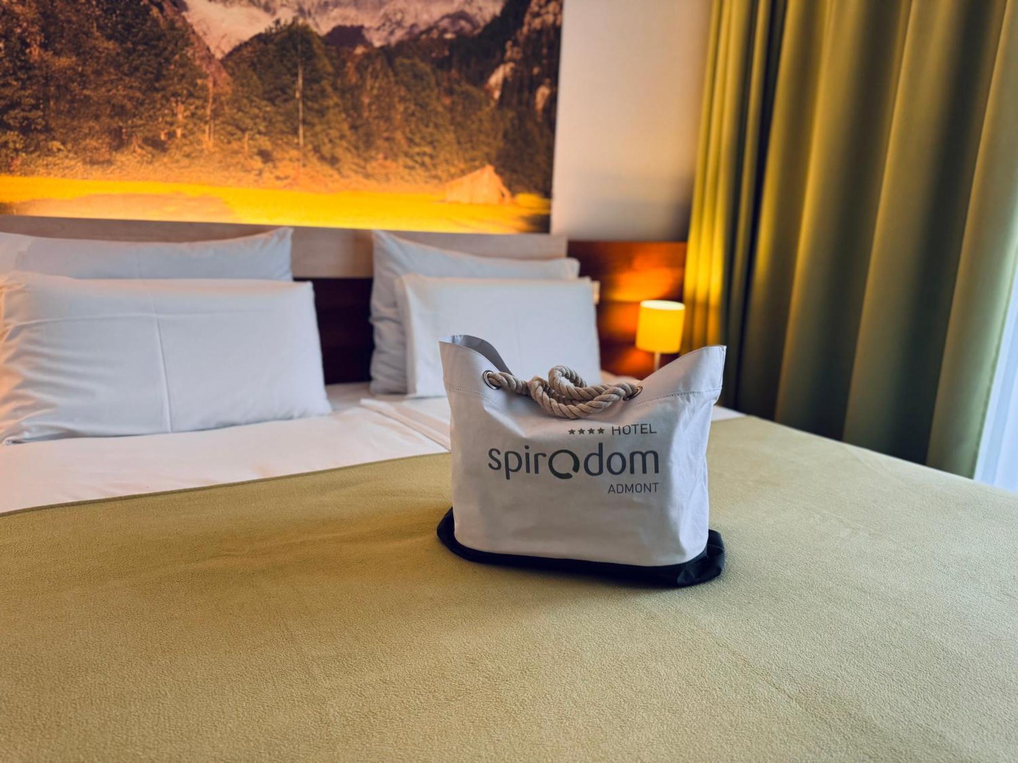Hotel Spirodom Адмонт Экстерьер фото