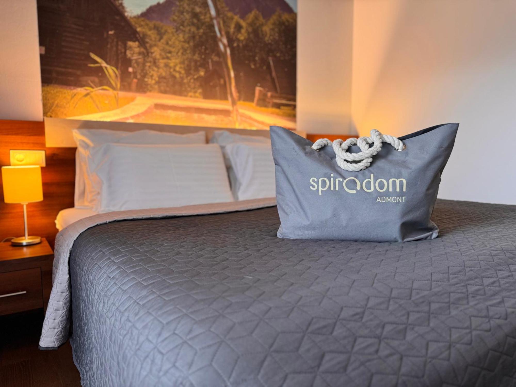 Hotel Spirodom Адмонт Экстерьер фото